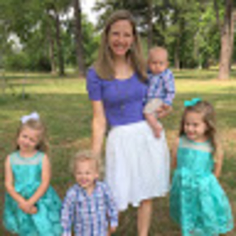 Meet your Posher, Adrienne